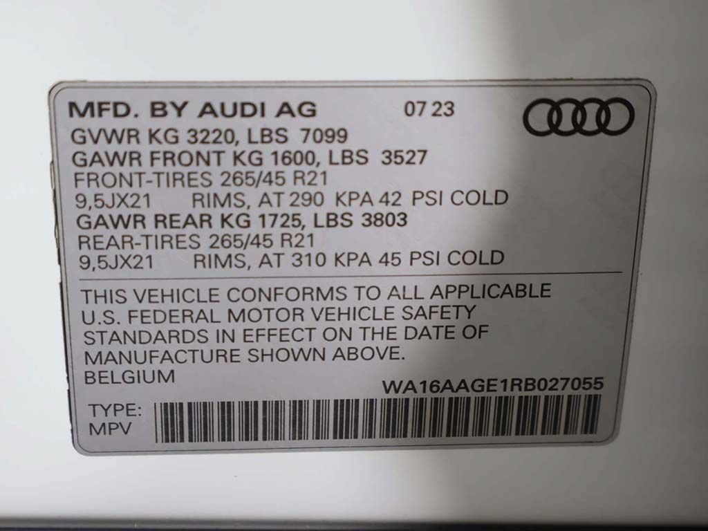 Used 2024 Audi Q8 e-tron Prestige w/ Prestige Package AWD/4WD image 65