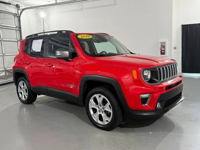 Used 2019 Jeep Renegade Limited w/ UConnect 8.4 Nav Group