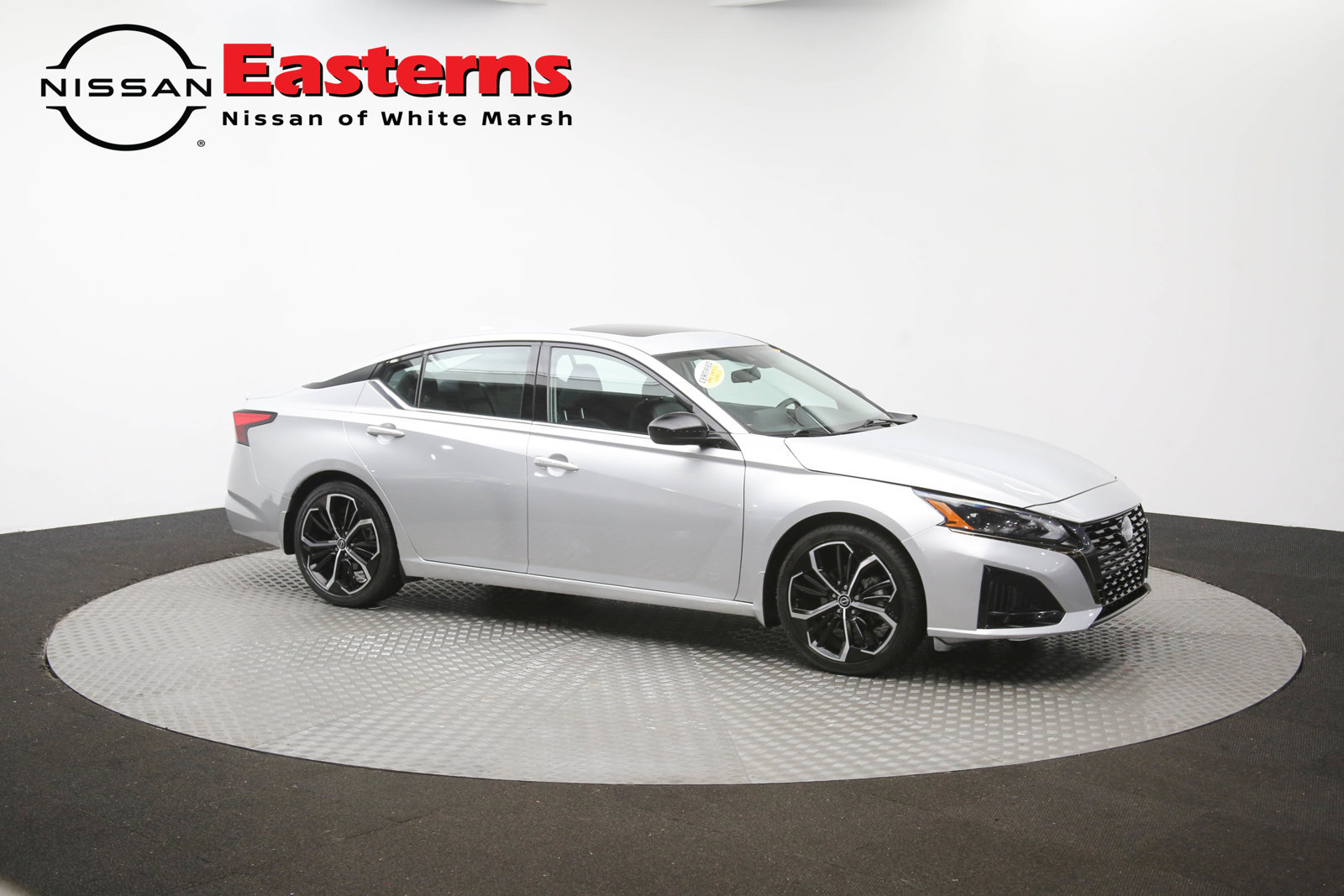 Used 2023 Nissan Altima 2.5 SR w/ SR Premium Package FWD image 46