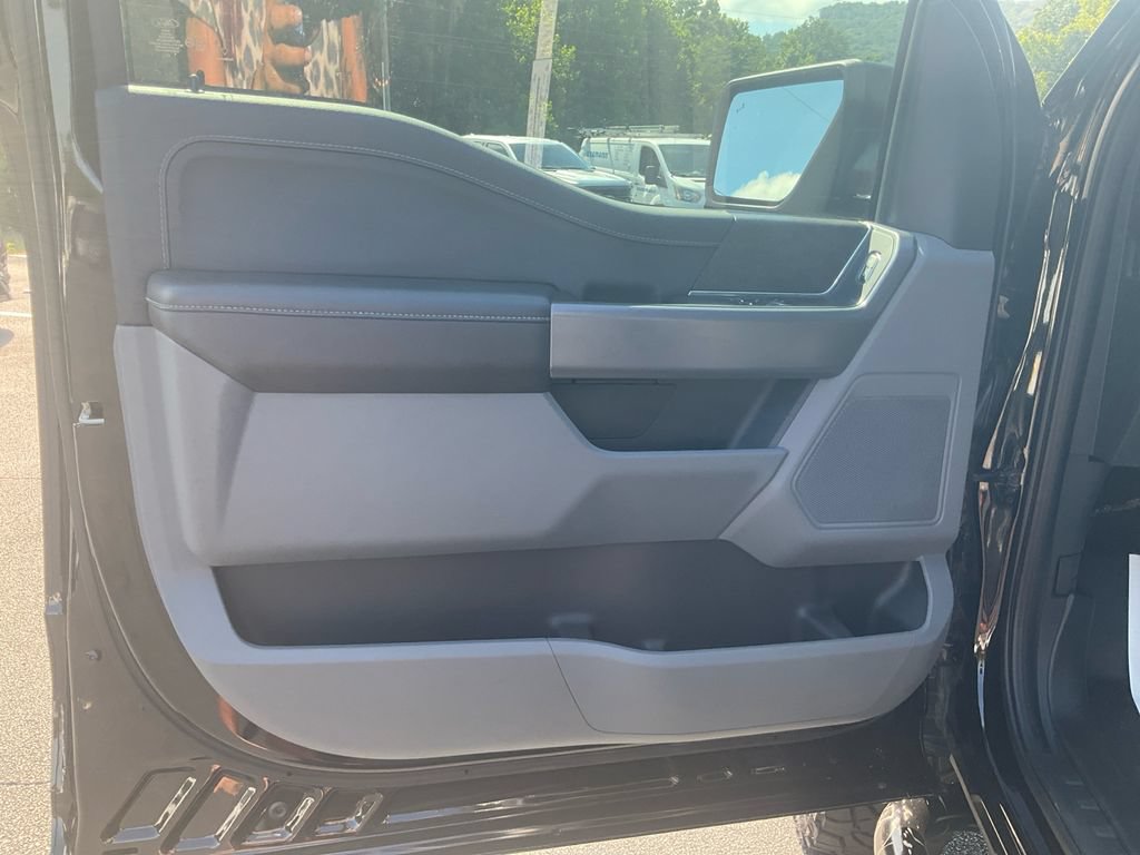 Used 2025 Ford F150 XL AWD/4WD image 16