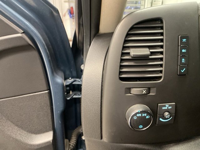 Used 2010 Chevrolet Silverado 1500 LT w/ Regional Value Package image 14