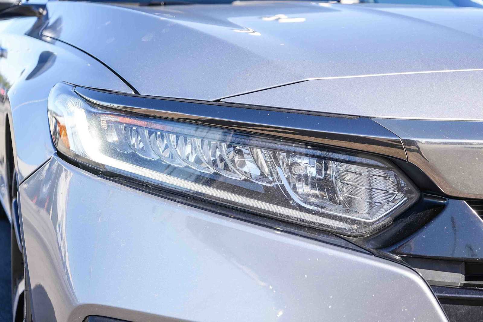 Used 2019 Honda Accord Sport image 4