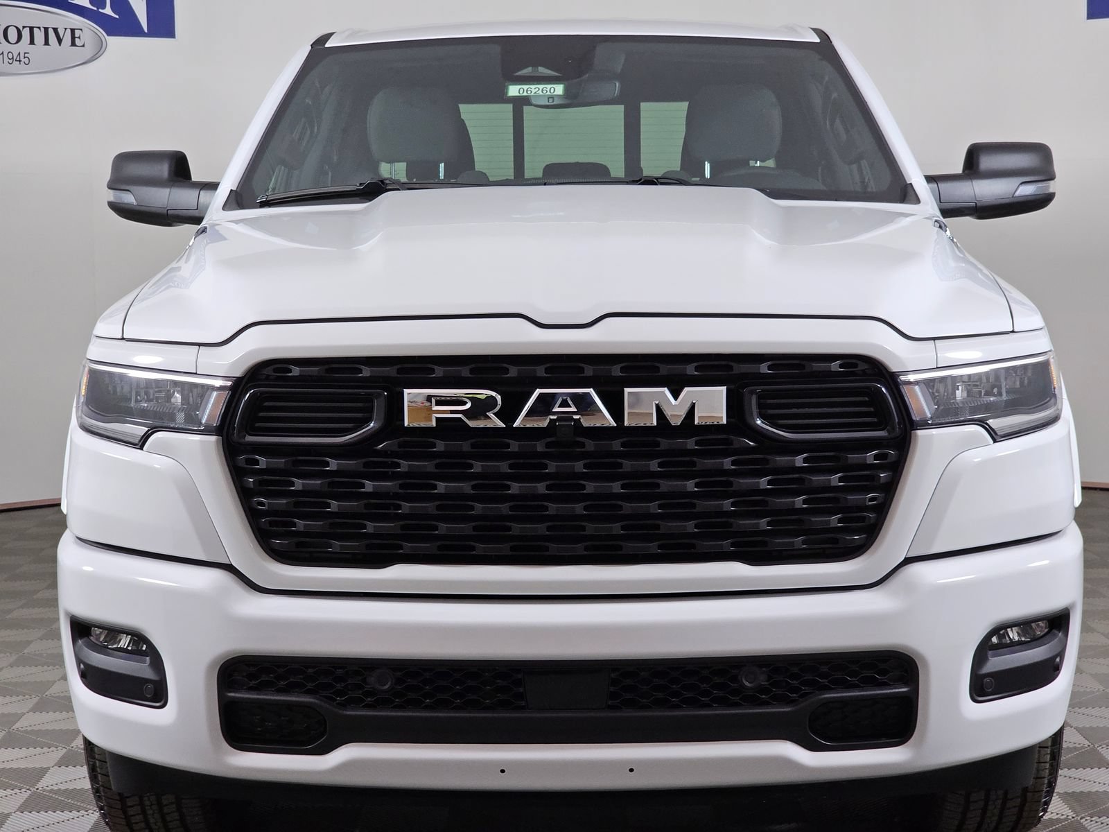 New 2026 RAM 1500 Big Horn AWD/4WD image 9