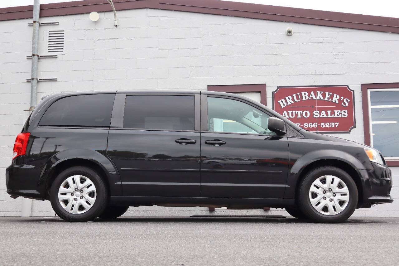 Used 2017 Dodge Grand Caravan SE w/ Power Window Group
