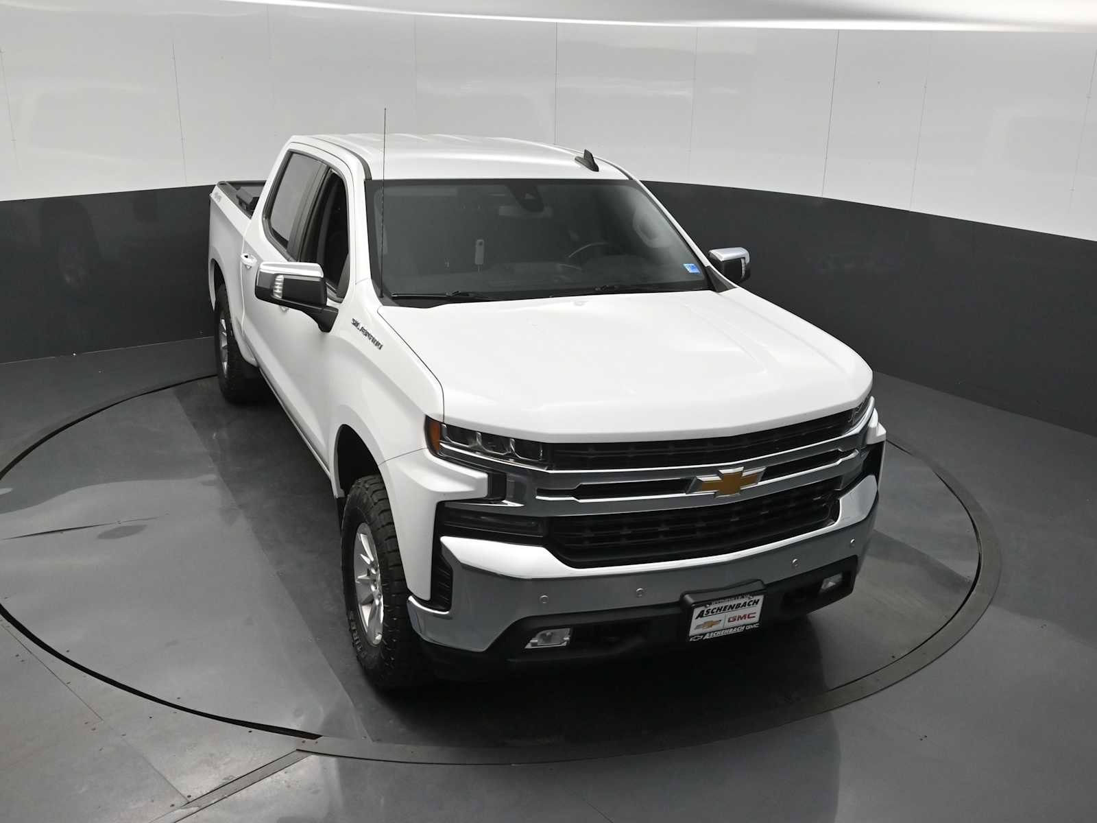 Used 2020 Chevrolet Silverado 1500 LT w/ Convenience Package image 10