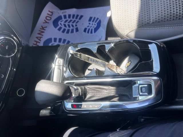 Used 2025 Chevrolet Trax LT FWD image 27