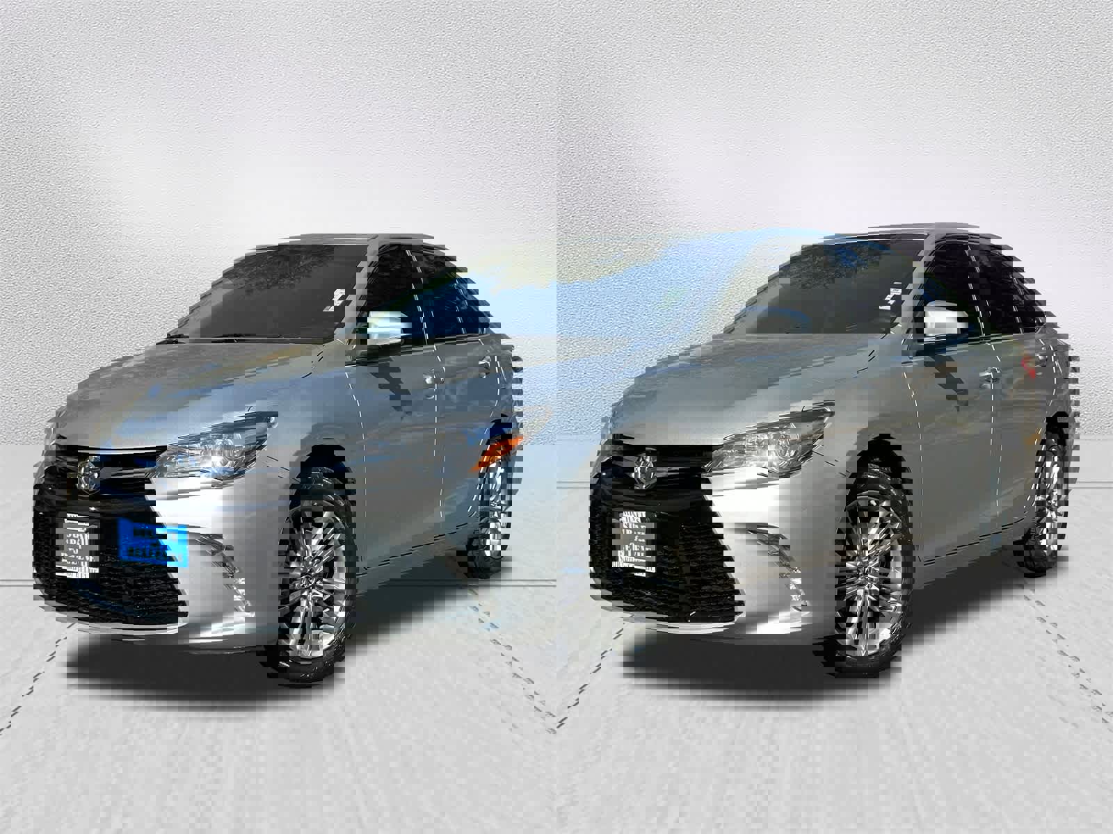 Used 2017 Toyota Camry SE