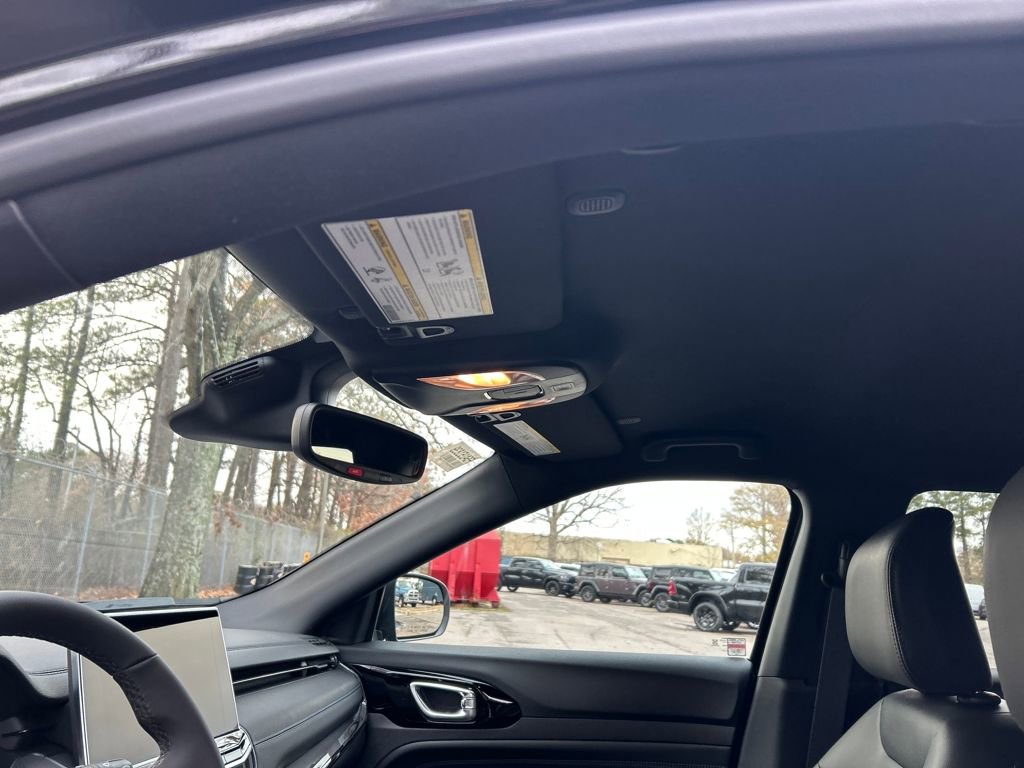 New 2026 Jeep Compass Limited image 23