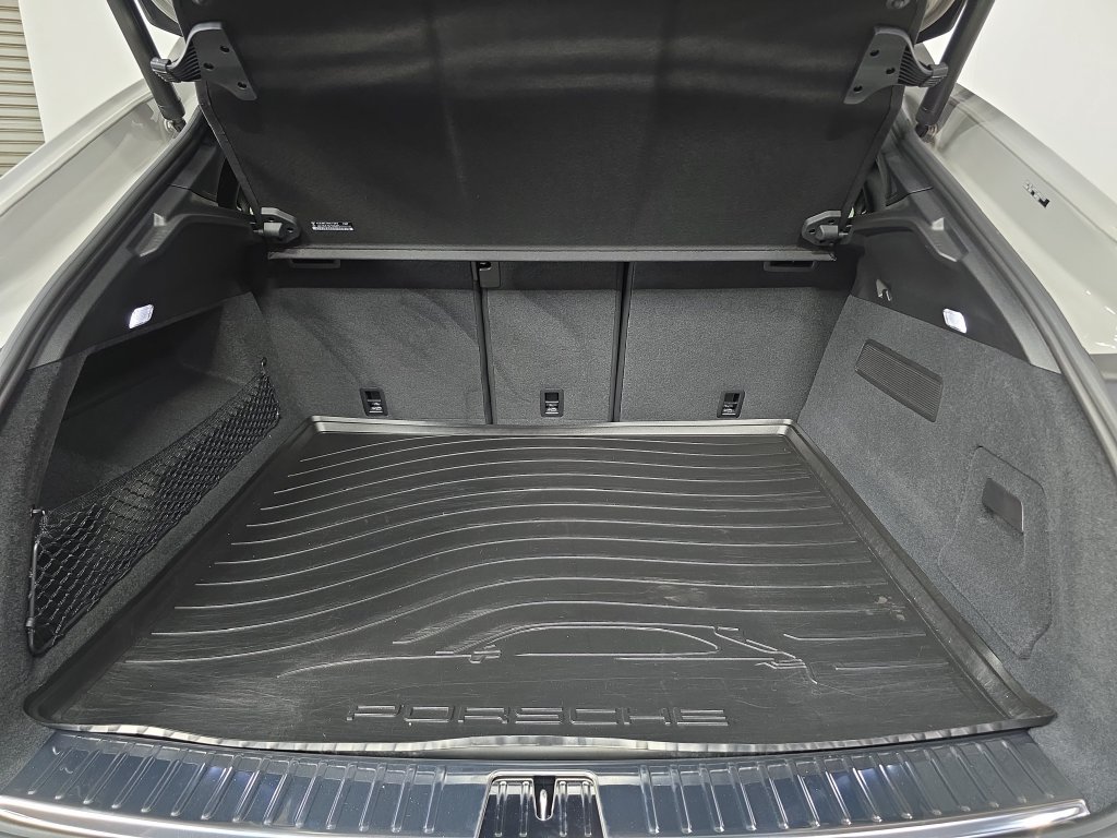 Certified 2026 Porsche Cayenne S AWD/4WD image 25