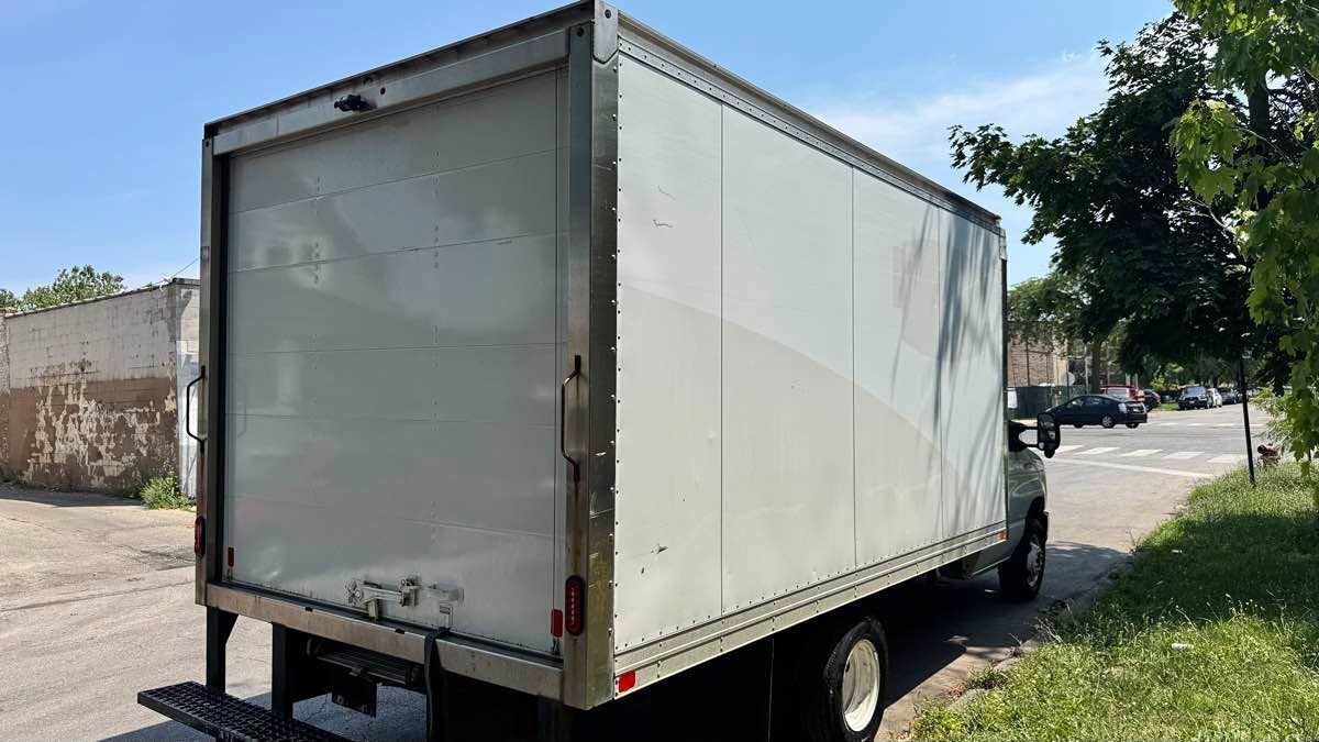 Used 2021 Ford E-350 and Econoline 350 Super Duty w/ Power Windows & Locks Group RWD image 8