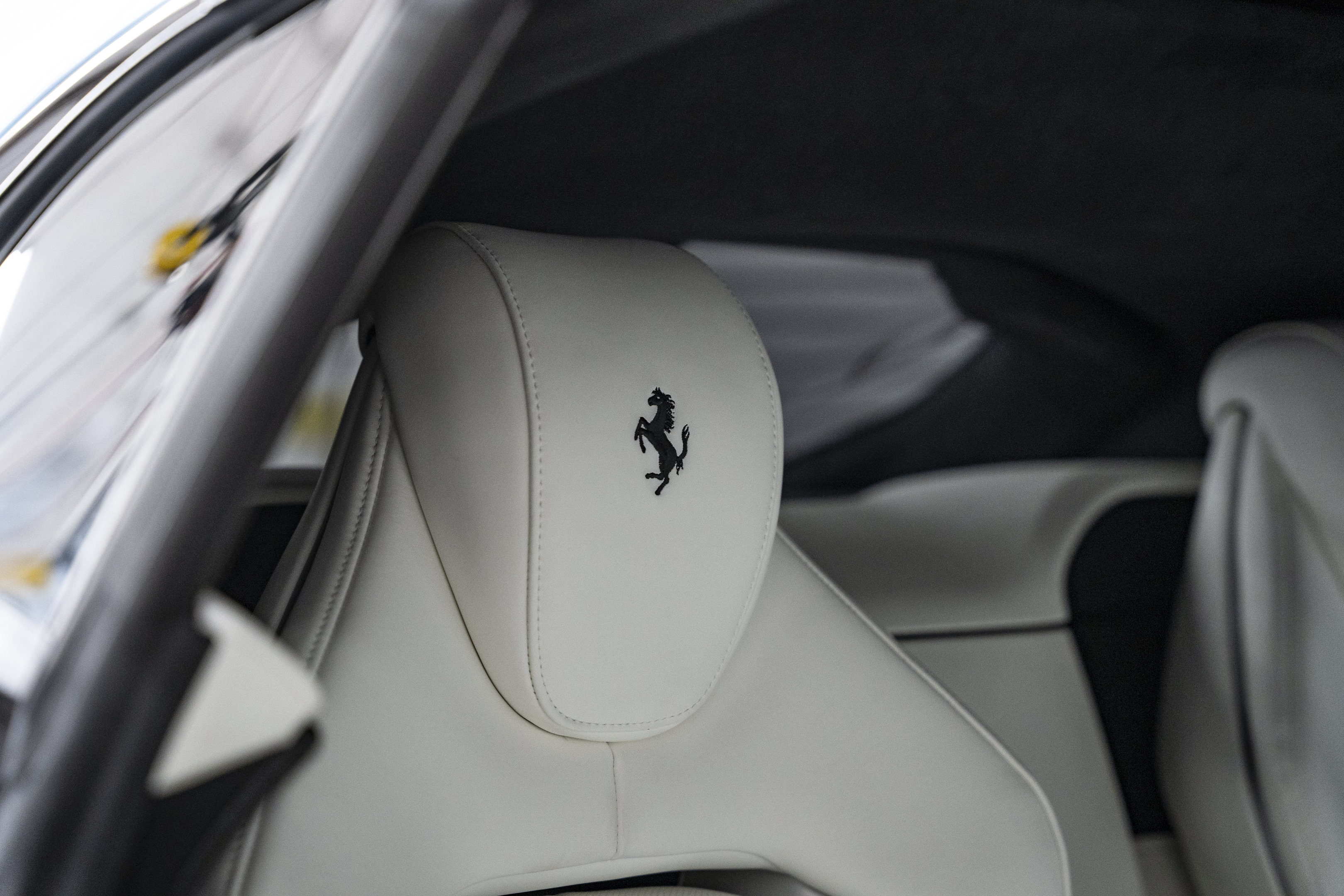 Used 2025 Ferrari Purosangue AWD/4WD image 35