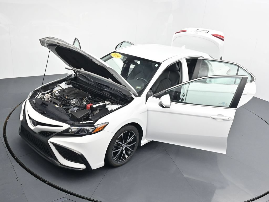 Used 2024 Toyota Camry SE FWD image 37