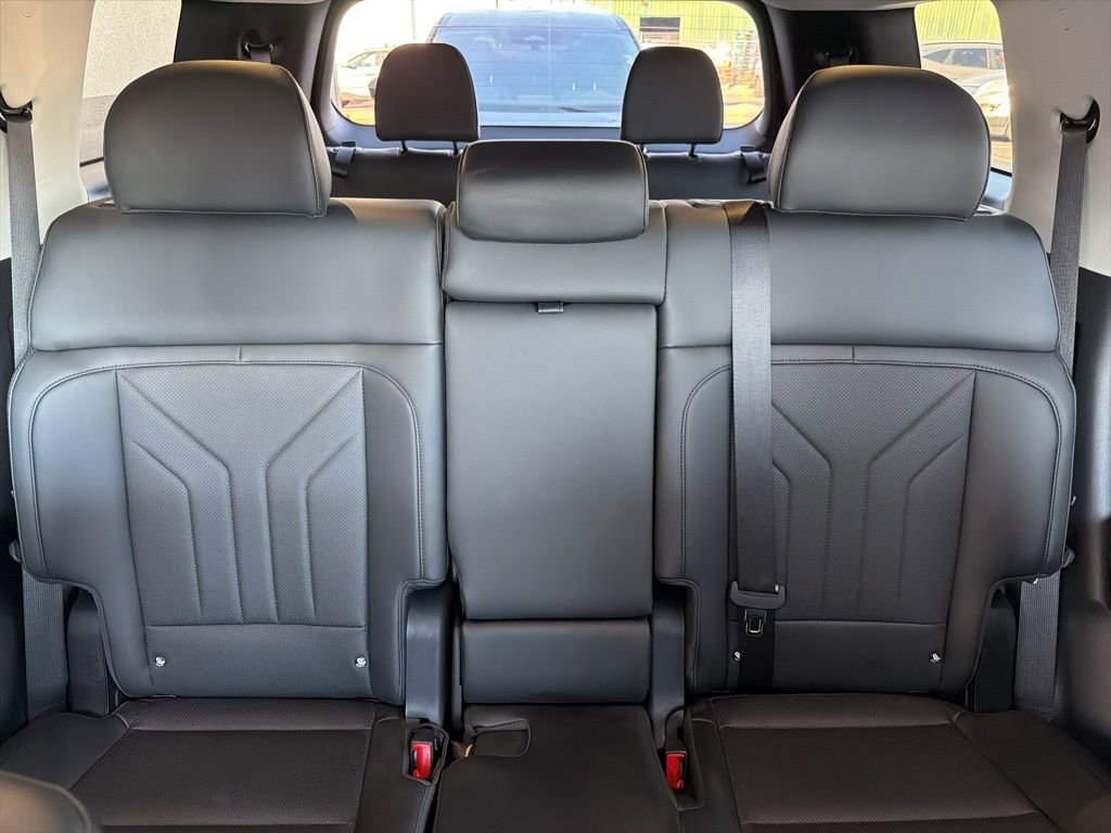 Used 2025 Hyundai Santa Fe SEL image 32