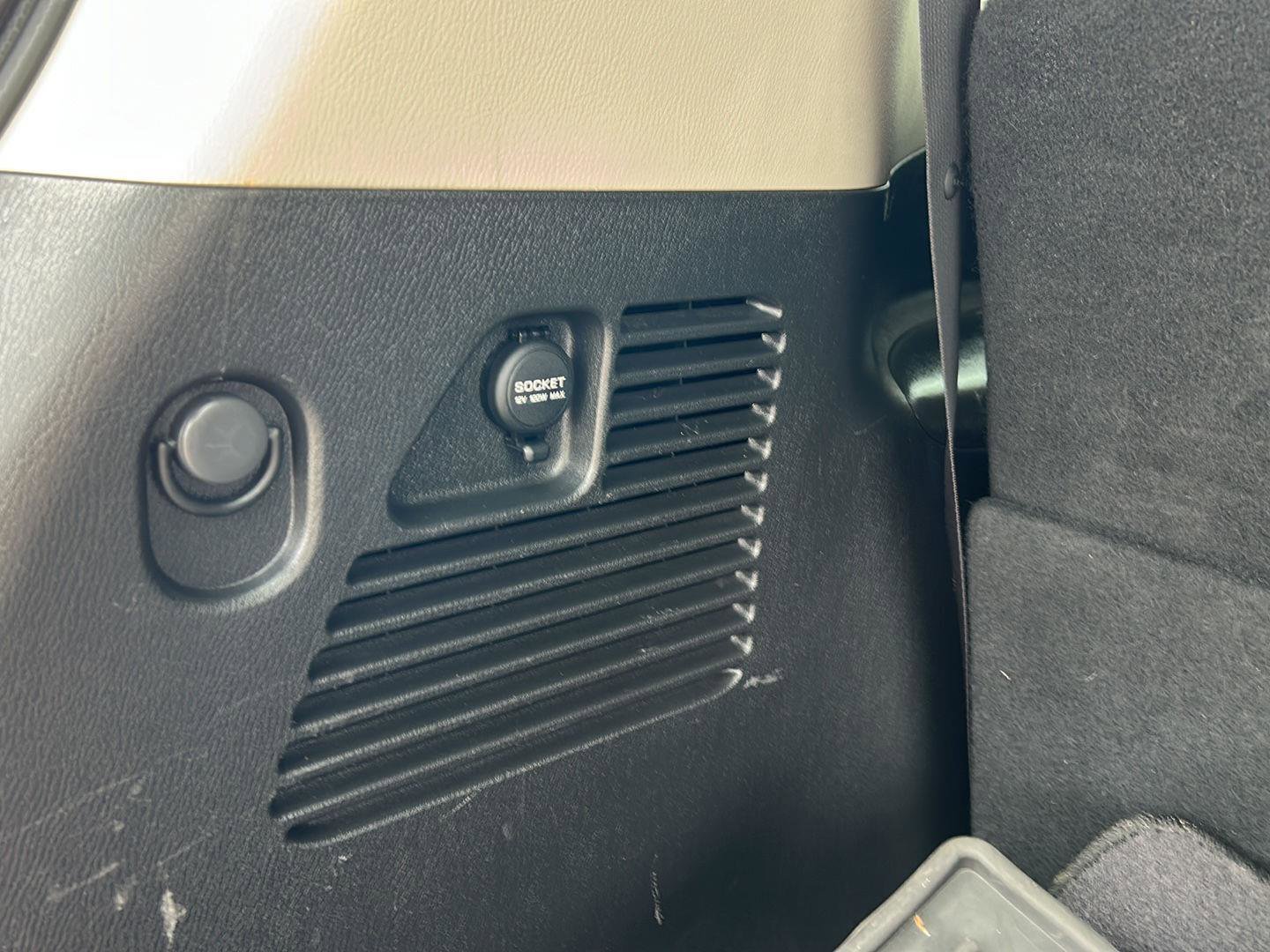 Used 2019 Nissan Armada Platinum w/ Interior Lighting Package image 12