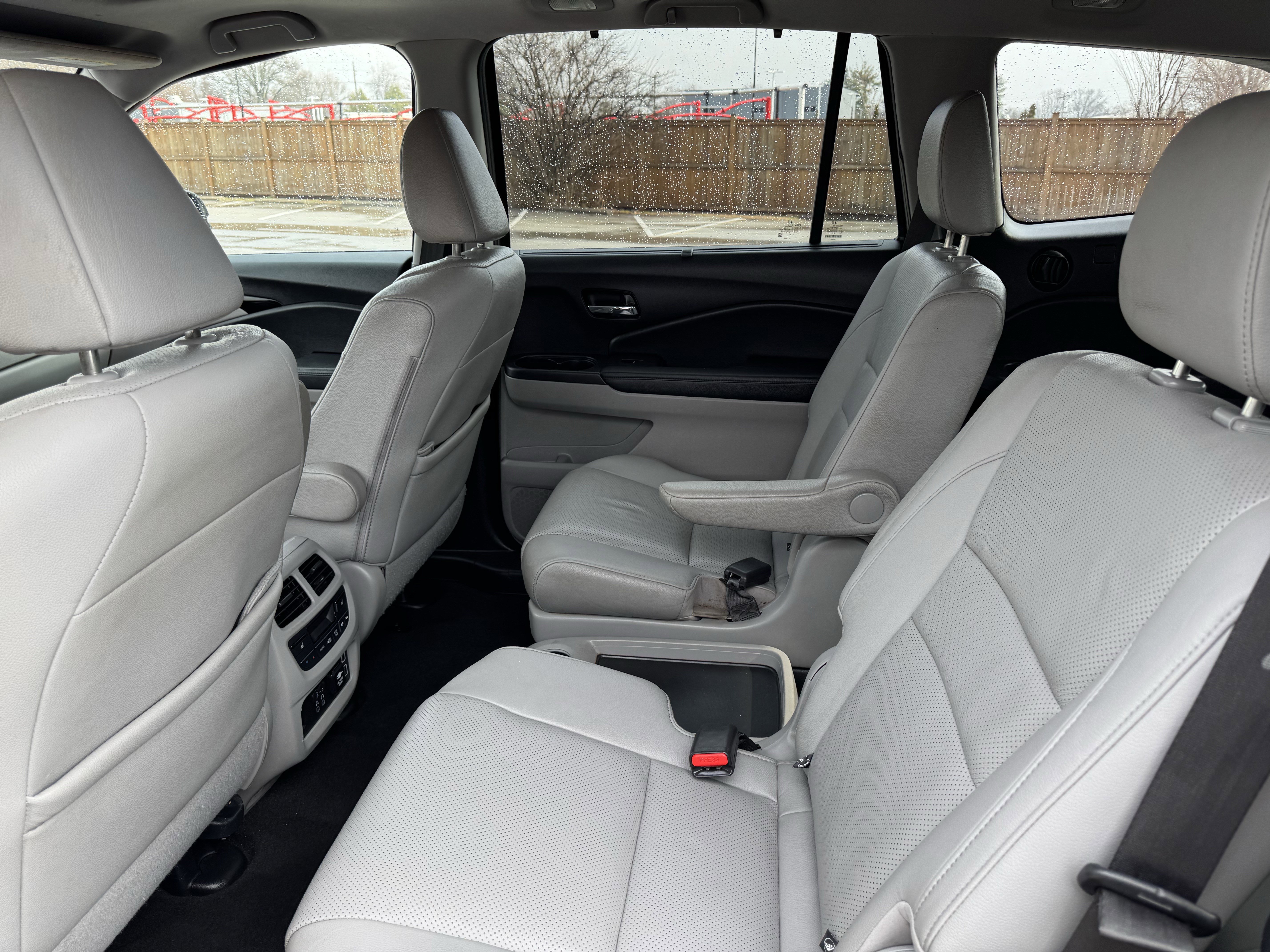 Used 2019 Honda Pilot Elite image 36