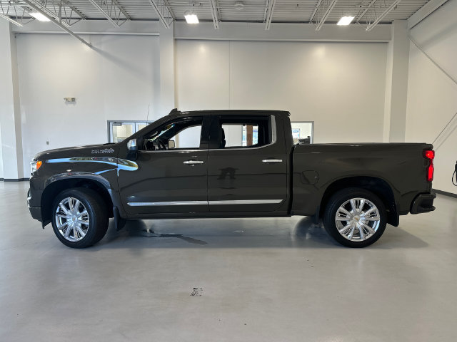 Certified 2023 Chevrolet Silverado 1500 High Country AWD/4WD image 8