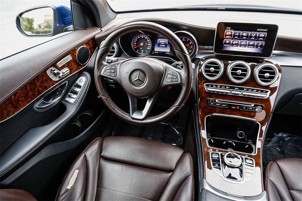 Certified 2018 Mercedes-Benz GLC 300 4MATIC image 14