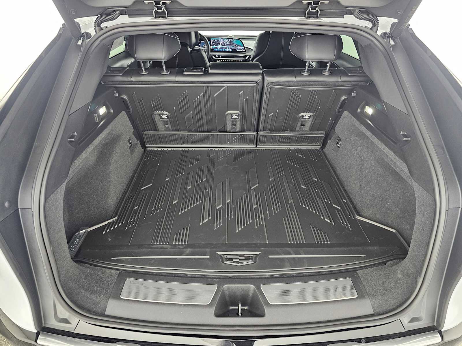 New 2026 Cadillac Lyriq Luxury w/ LPO, Floor Liner Package image 14