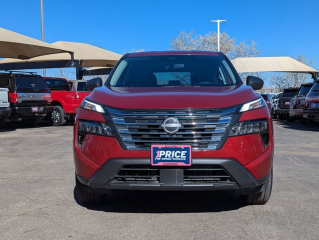 Used 2025 Nissan Rogue S image 2