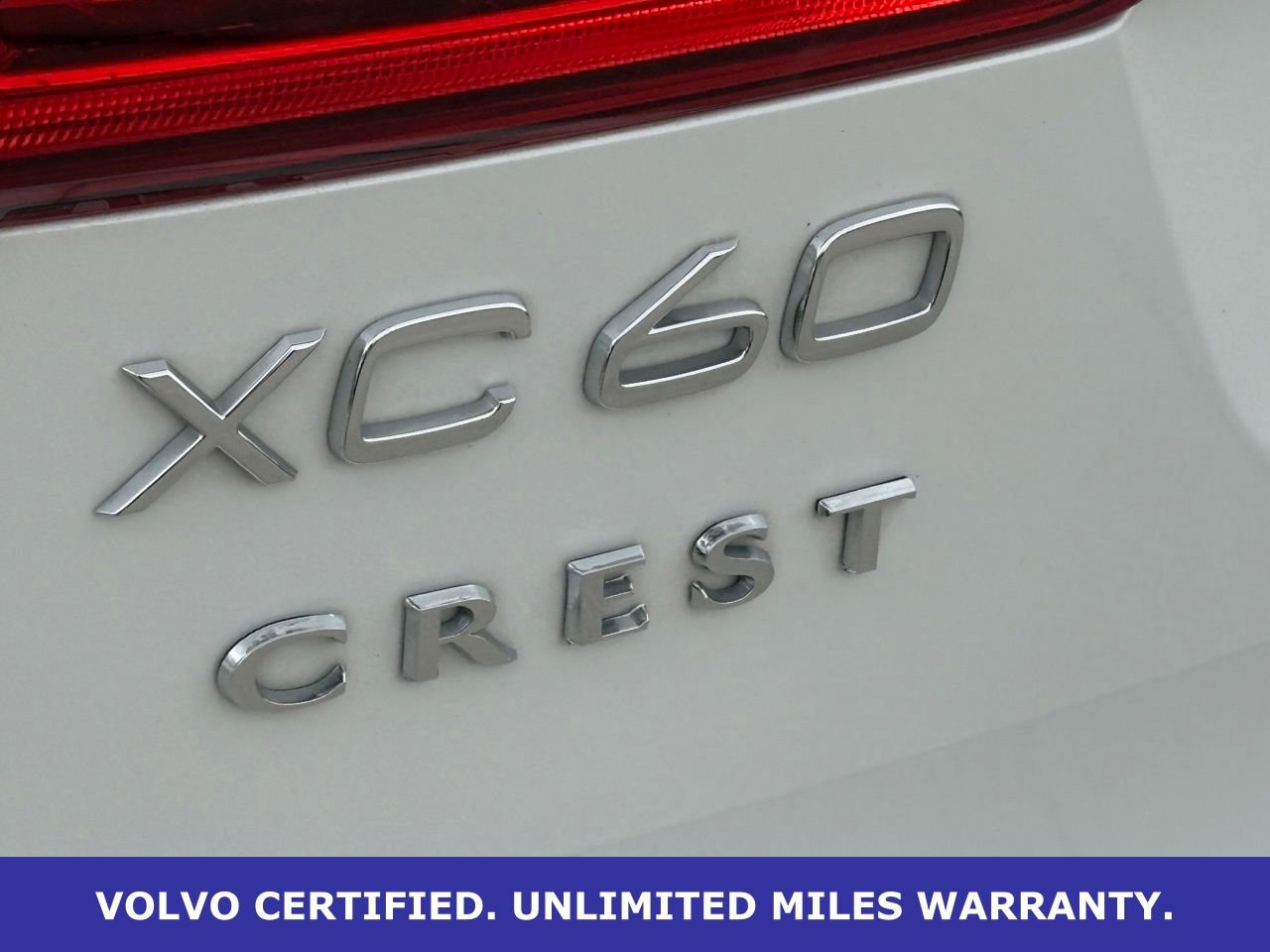 Certified 2024 Volvo XC60 B5 Core w/ Protection Package Premier image 9
