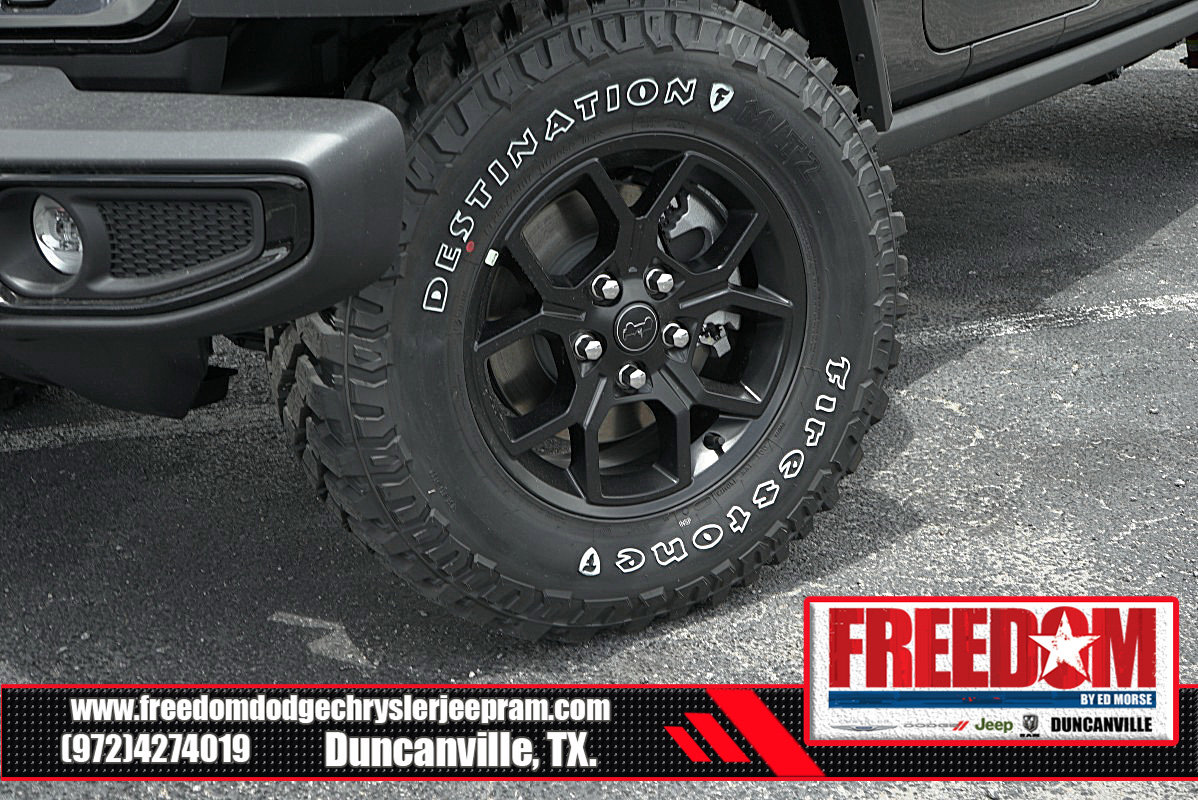 New 2025 Jeep Gladiator Sport AWD/4WD image 9