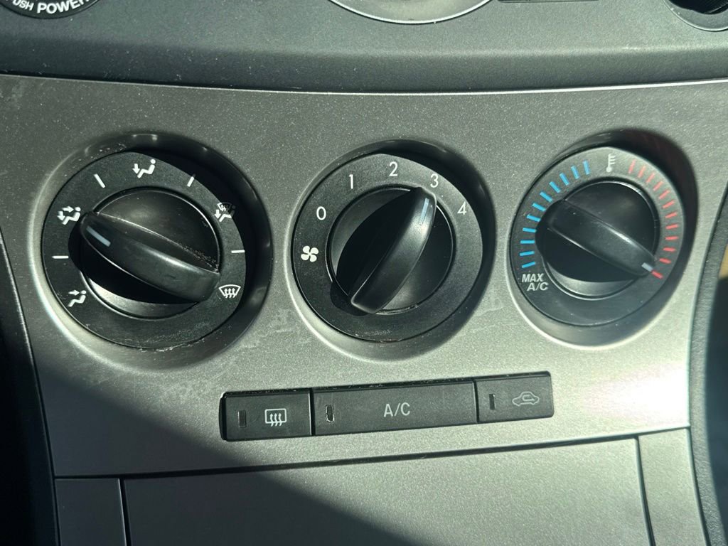 Used 2010 MAZDA MAZDA3 i Touring image 35