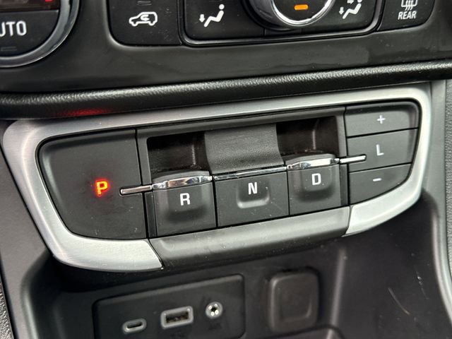 Used 2022 GMC Terrain SLE w/ Driver Convenience Package image 15