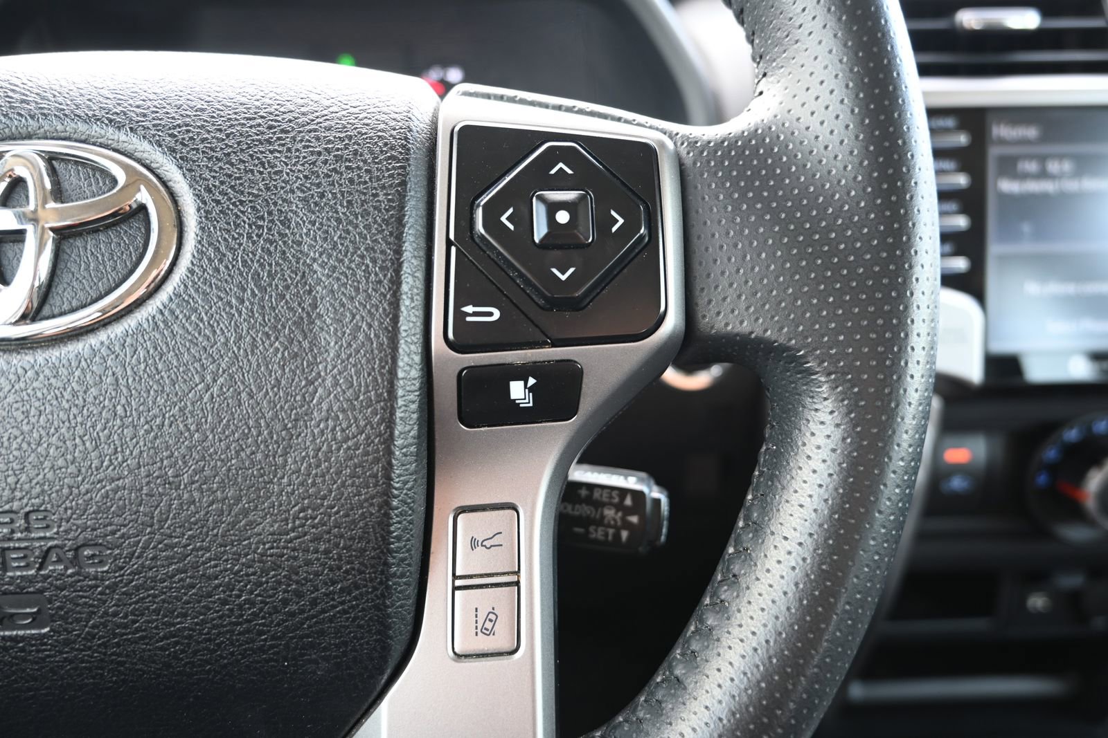 Used 2023 Toyota 4Runner SR5 image 16