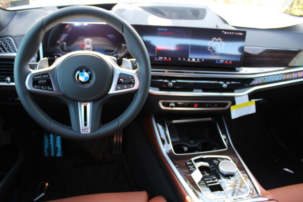 New 2026 BMW X5 M60i w/ Climate Comfort Package image 10