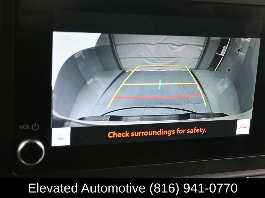 Used 2024 Toyota Tacoma SR image 10