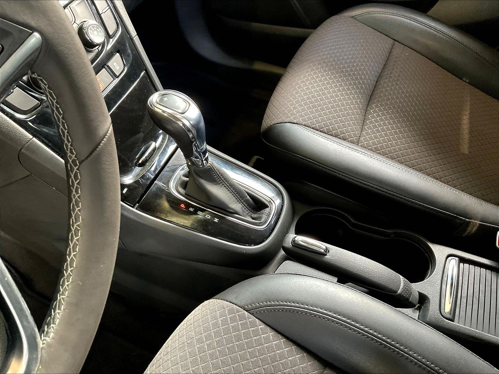 Used 2019 Buick Encore Preferred FWD image 16