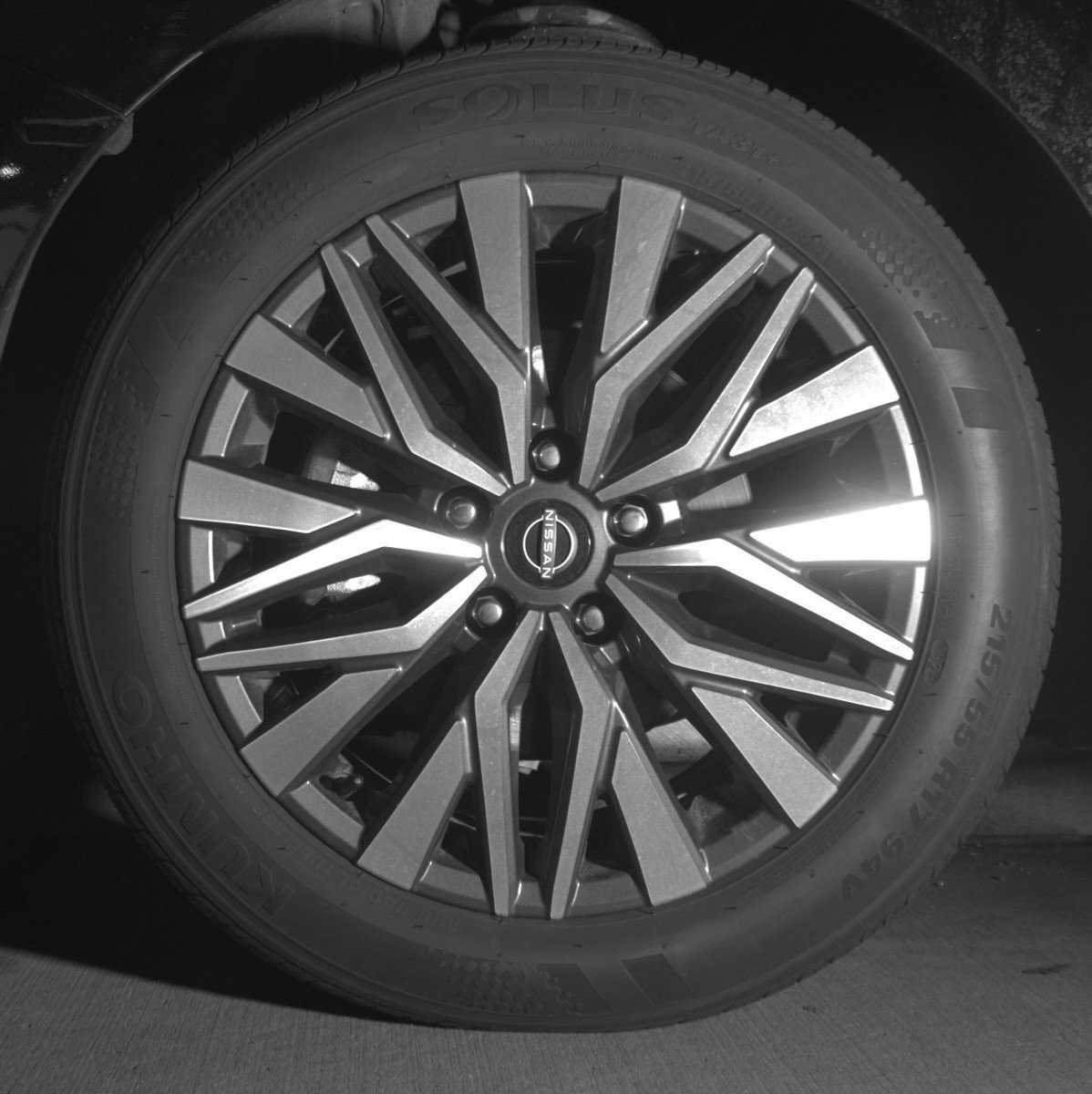 Used 2025 Nissan Altima 2.5 SV image 12