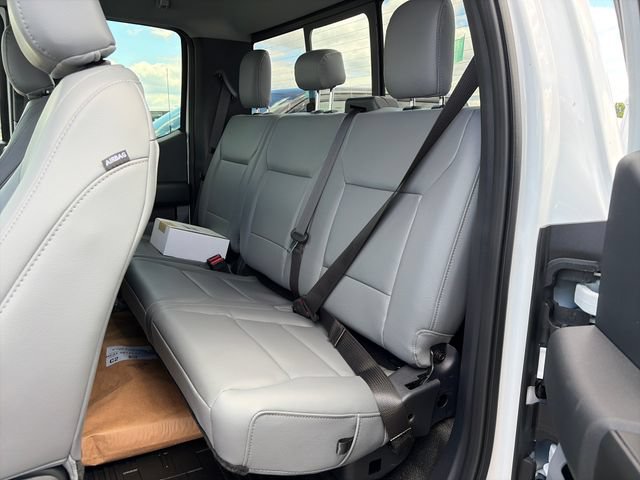 New 2026 Ford F550 4x4 Supercab Super Duty image 21