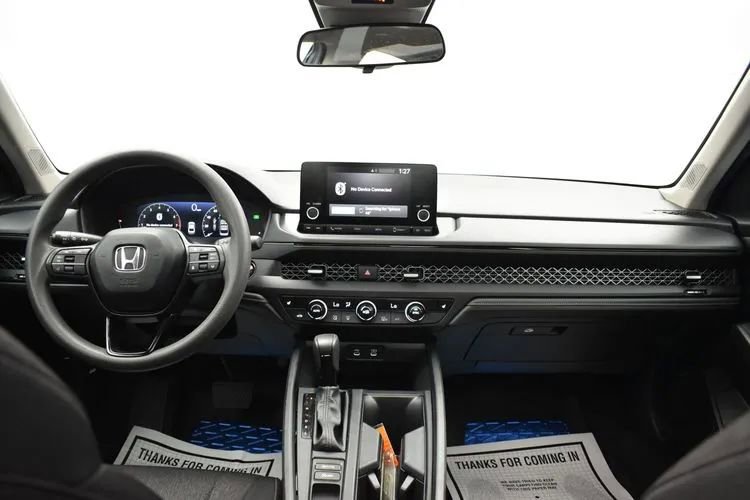 Used 2025 Honda Accord SE image 18