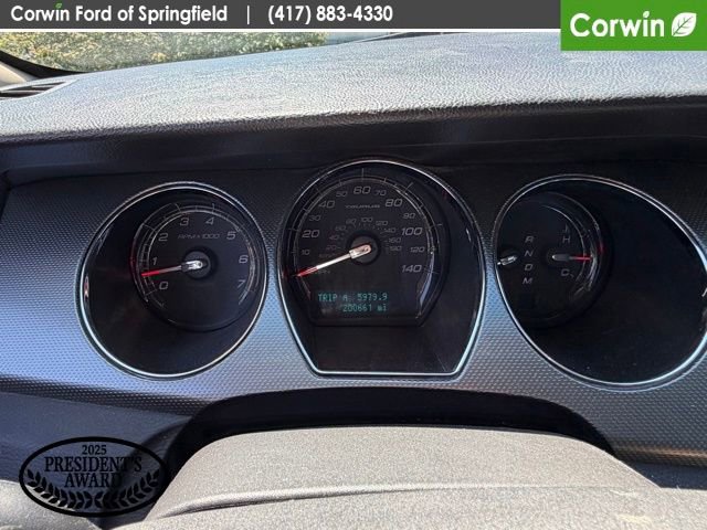 Used 2011 Ford Taurus SEL w/ 201A Rapid Spec Order Code FWD image 10