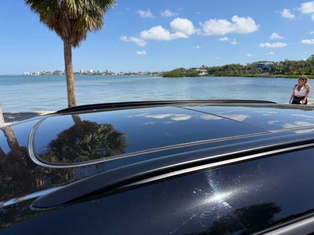 Used 2019 MINI Cooper Clubman ALL4 AWD/4WD image 5