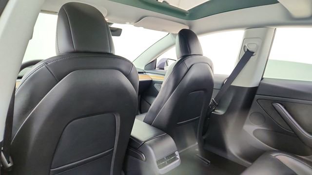 Used 2023 Tesla Model 3 Performance image 30