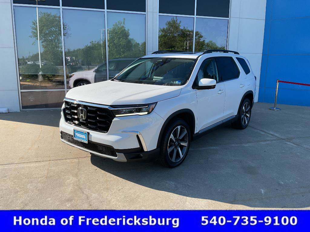 Used 2023 Honda Pilot Elite image 1