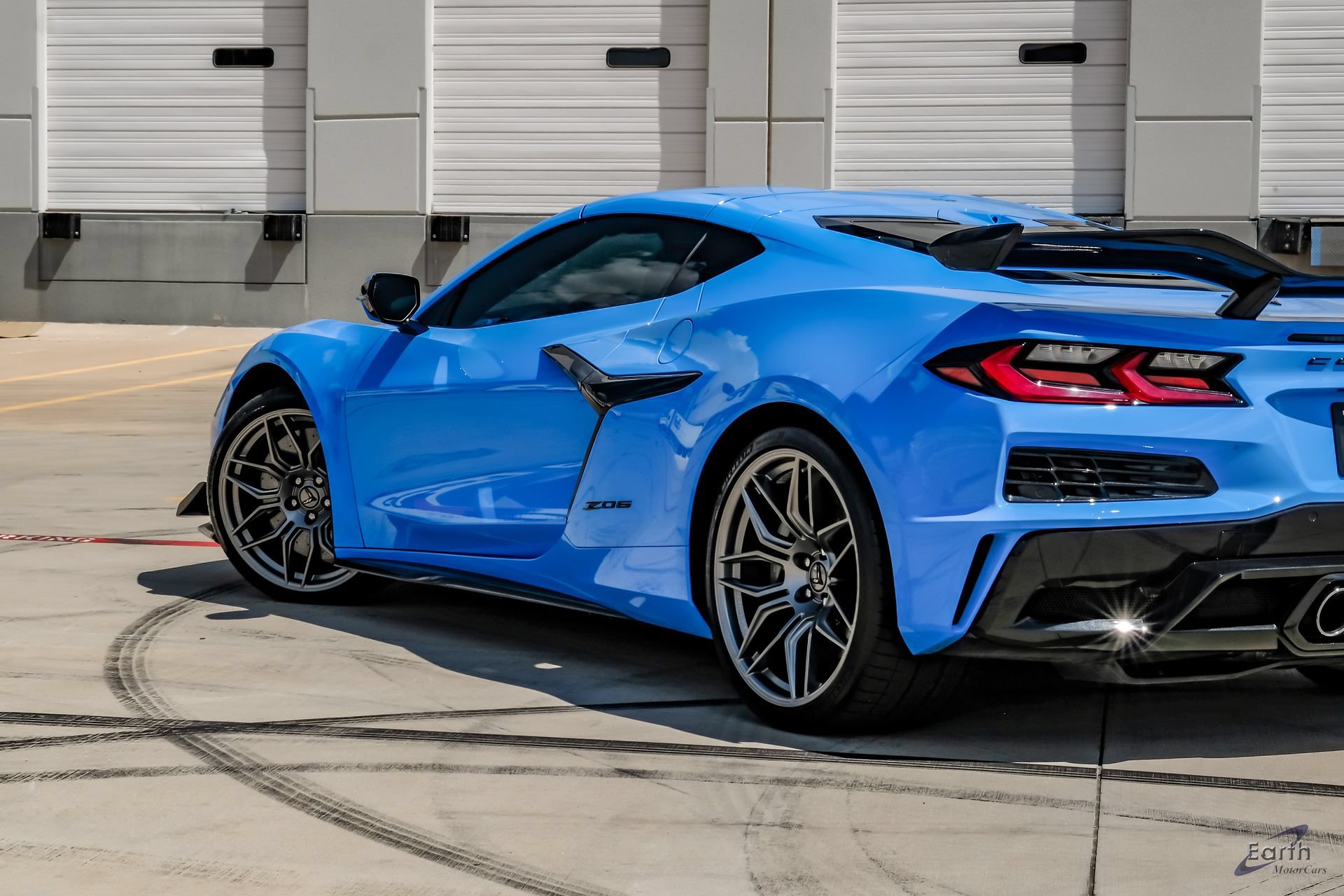 Used 2024 Chevrolet Corvette Z06 w/ Z07 Performance Package RWD image 12