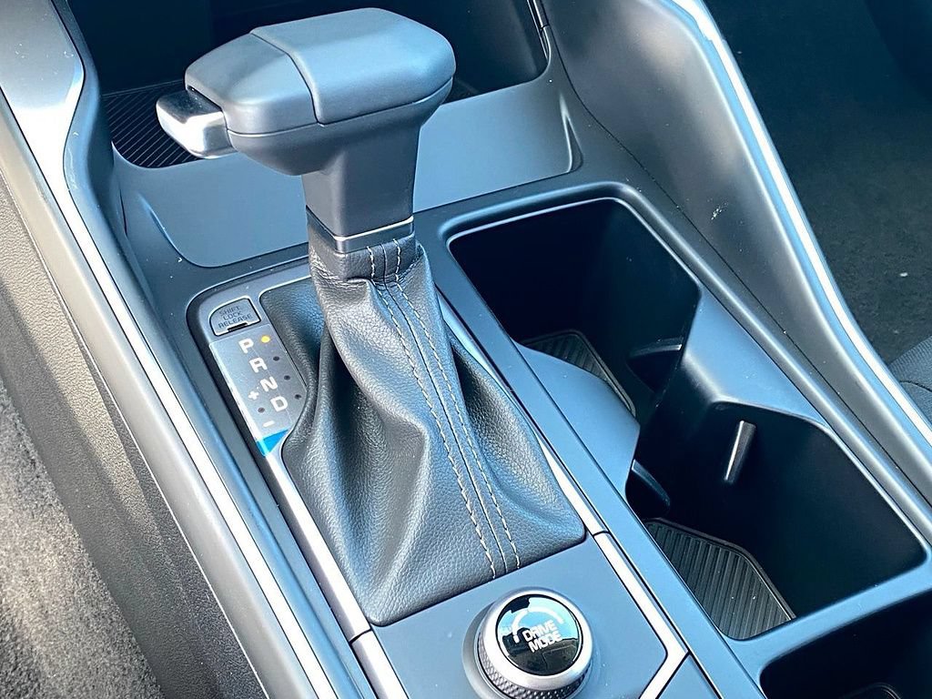 New 2026 Kia Sorento LX FWD image 17