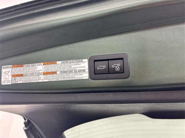 Used 2024 Toyota Corolla Cross XLE image 12