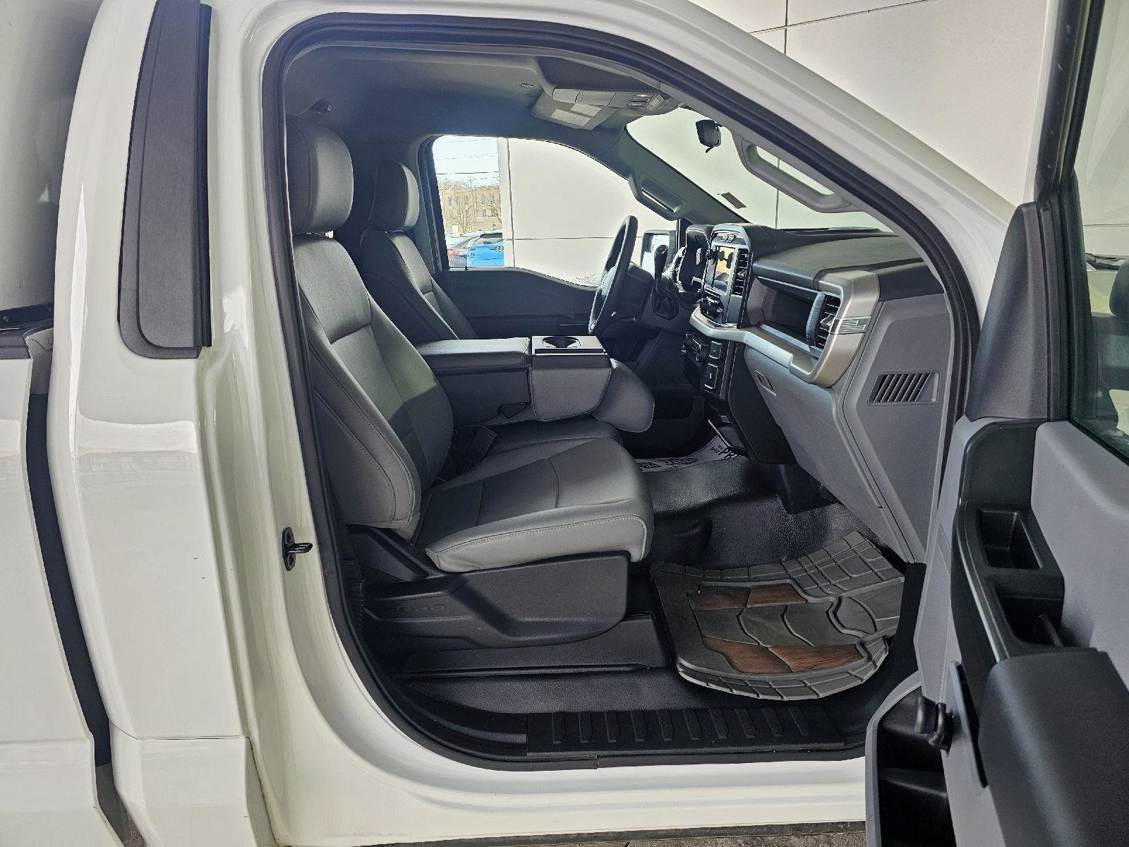 Used 2022 Ford F150 XL image 12