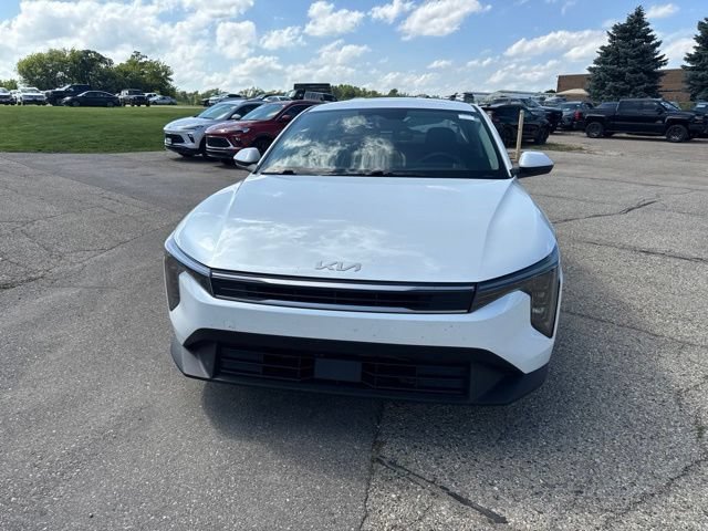 Used 2025 Kia K4 FWD image 5