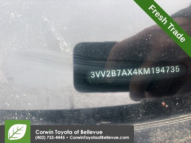 Used 2019 Volkswagen Tiguan SE w/ Panoramic Sunroof Package image 16