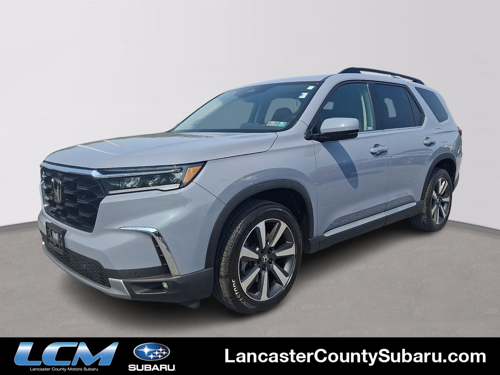Used 2023 Honda Pilot Touring image 1