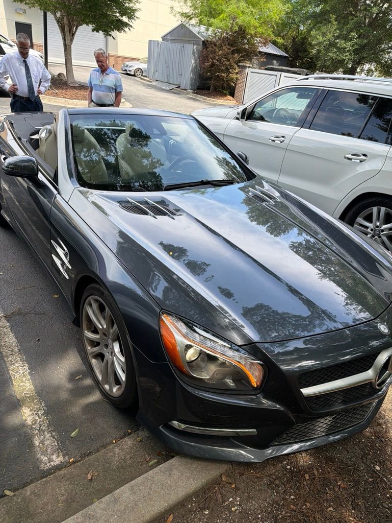 Used 2015 Mercedes-Benz SL 400 image 2
