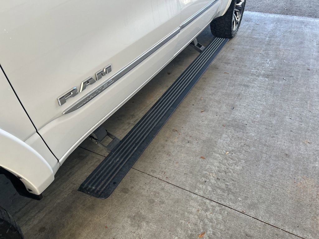 Used 2020 RAM 1500 Limited image 19