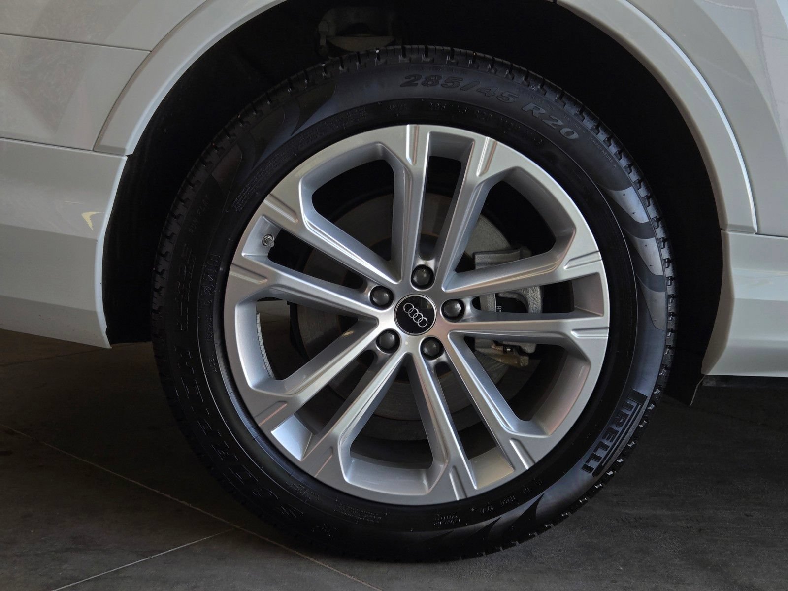 Used 2025 Audi Q7 3.0T Premium Plus AWD/4WD image 5