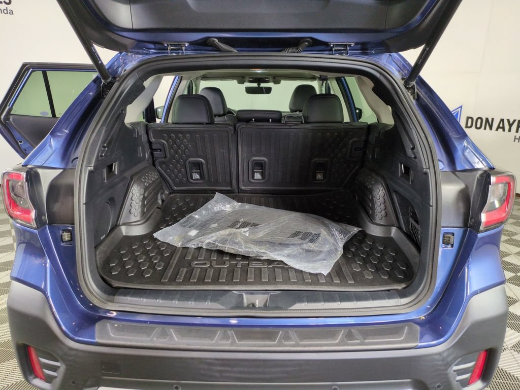 Used 2022 Subaru Outback Limited w/ Popular Package #2 AWD/4WD image 25