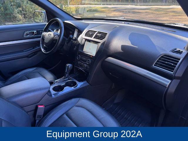 Certified 2018 Ford Explorer XLT w/ Equipment Group 202A image 23